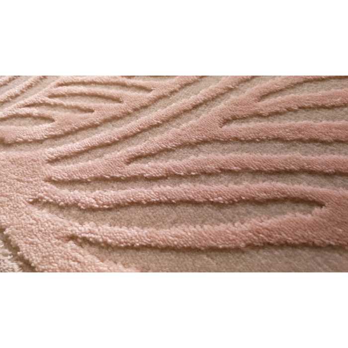 فرش ماشینی زمرد مشهد مدل برگ زمینه بژ