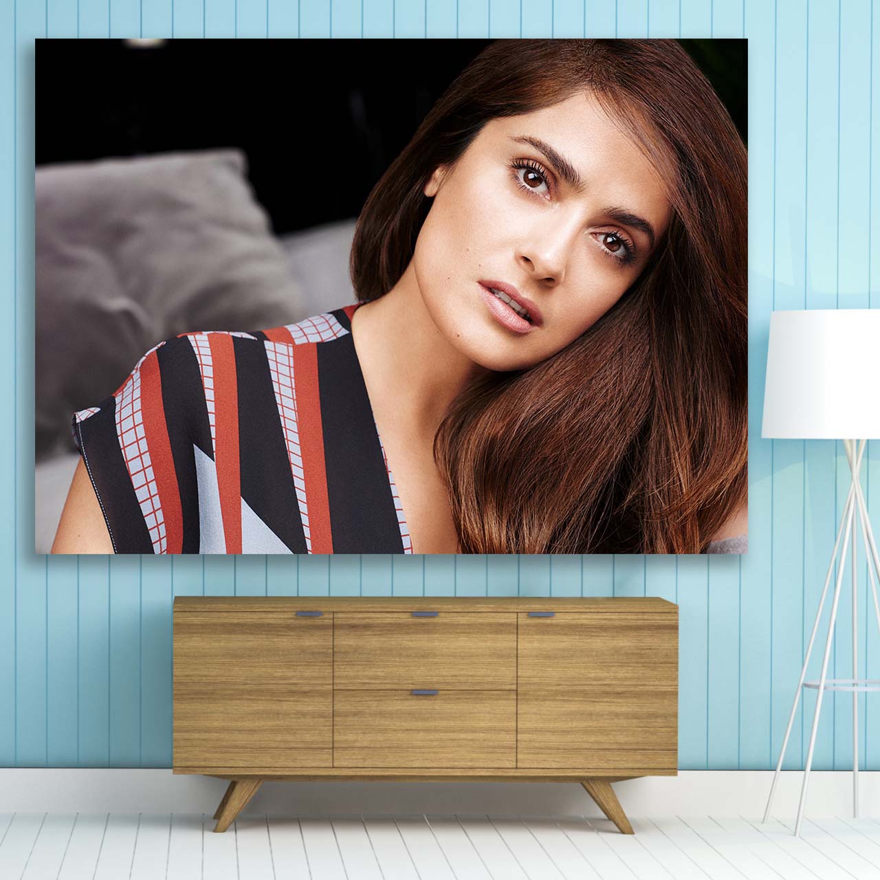 تابلو شاسی طرح Salma Hayek مدل Artist 0393