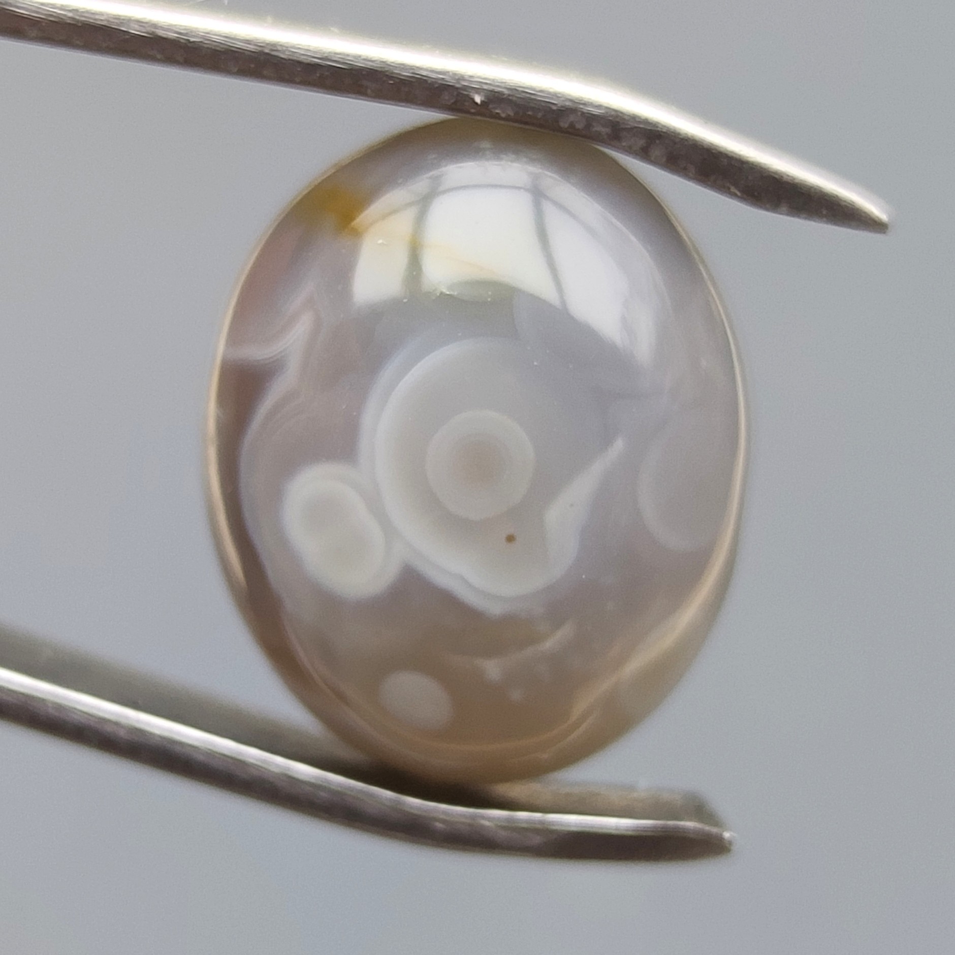 نگین عقیق باباقوری طبیعی خوش نقش بدون رنگ شدگی مناسب برای انگشتر و گردنبند       