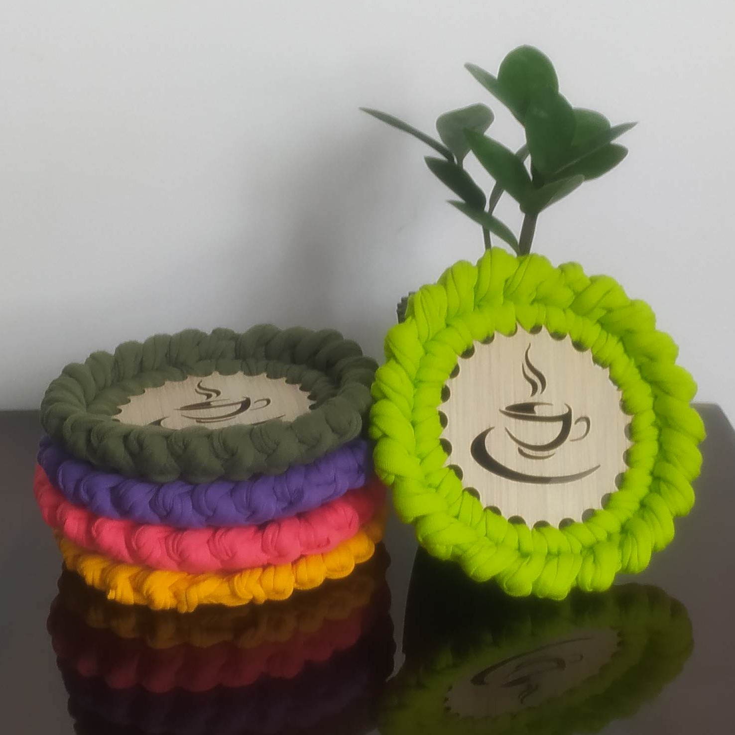 زیر لیوانی تریکو