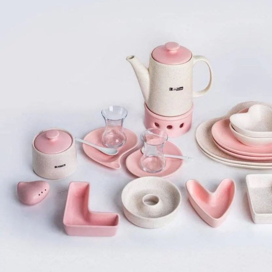 سرویس صبحانه خوری 2 نفره قلبی (لاو)  در چند رنگ جذاب