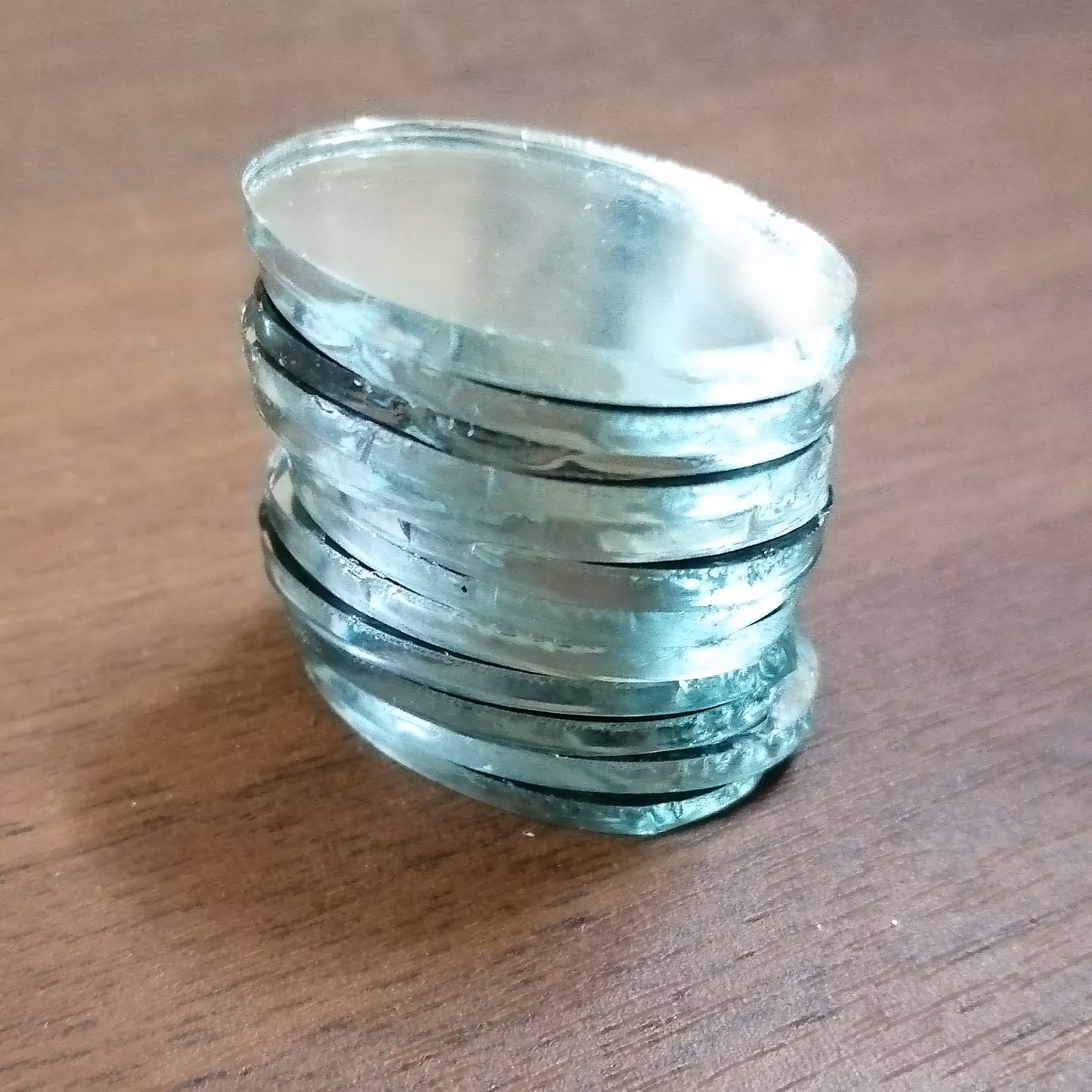آینه بیضی 2 میل  قطر  3 در 1.8 سانتی متر مناسب آینه کاری  و مصارف خانگی