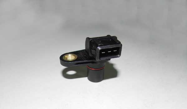 سنسور موقعیت میل سوپاپ ام وی ام 110 چهار سیلندر چین یدک مرکزی - خرید لوازم یدکی خودروهای چینی - لوازم یدکی خودروهای کره ای - لوازم یدکی خودروهای ژاپنی - کف قیمت بازار - ارسال سریع به سراسر ایران