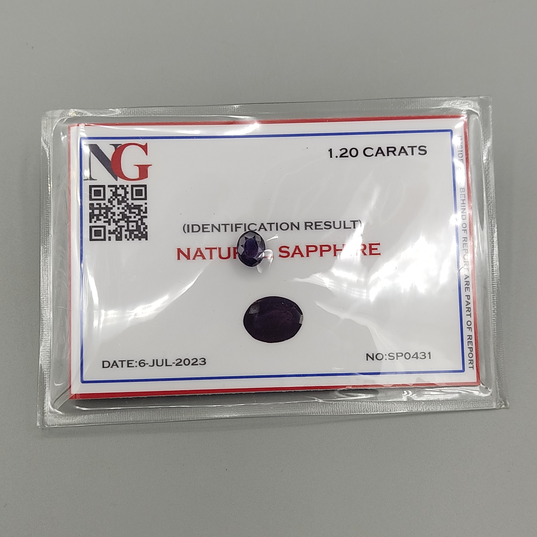 یاقوت بنفش اصل شناسنامه دار بدون هیچگونه بهسازی طبیعی و معدنی اصیل 