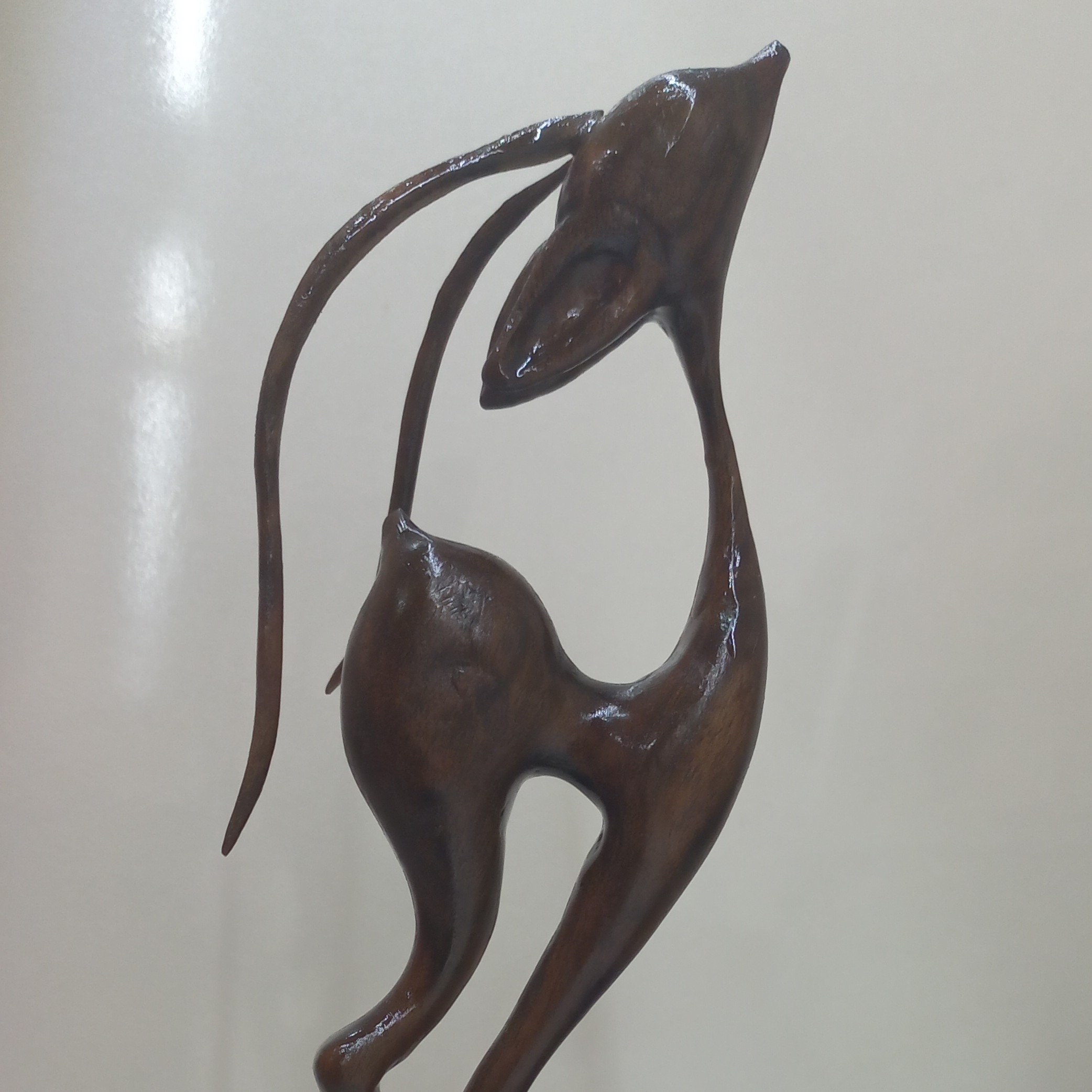 غزال چوبی تیره