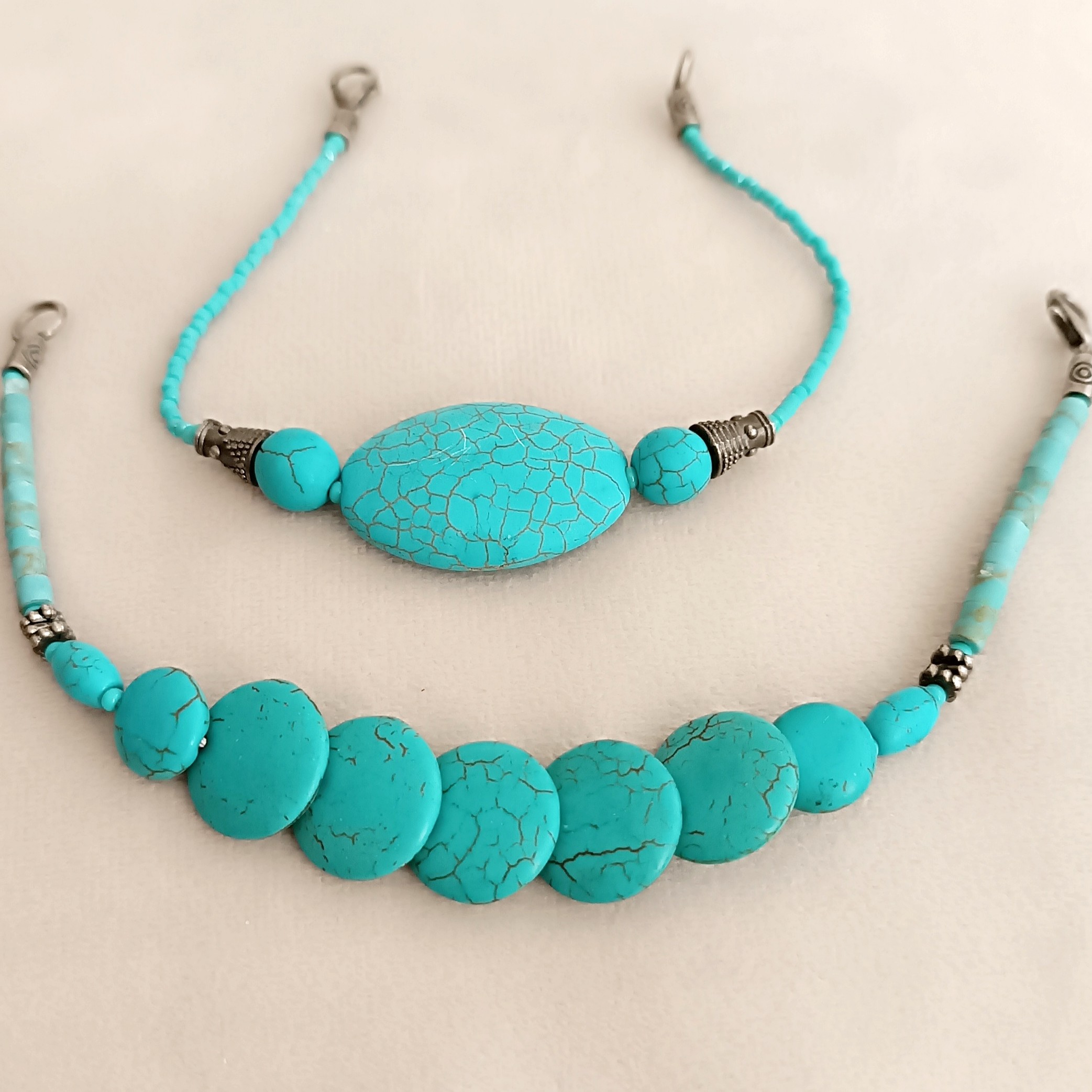 دستبند های سنگی فیروزه ای قفل دار 