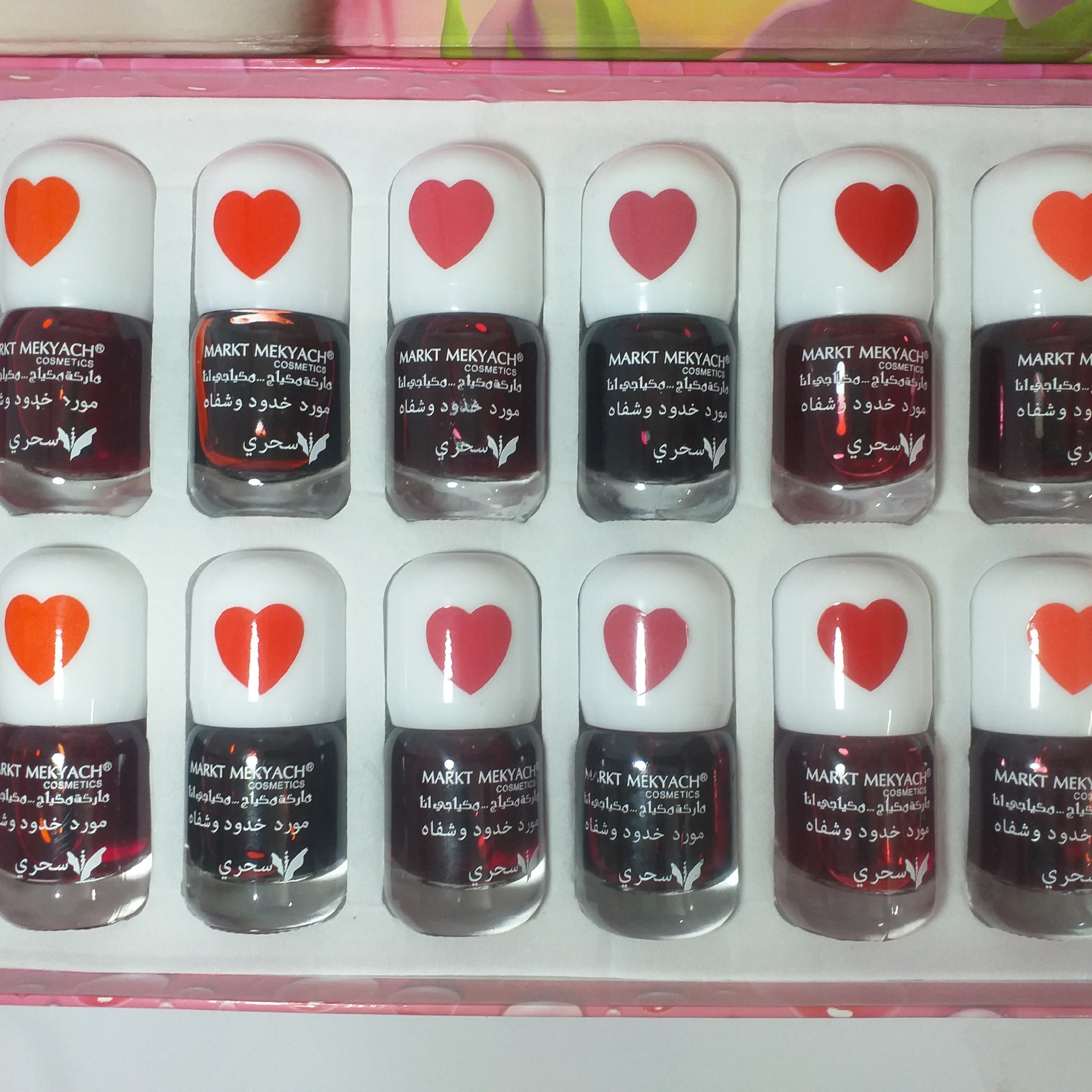 رژگونه مایع متفاوت وجذاب با 6طیف رنگی