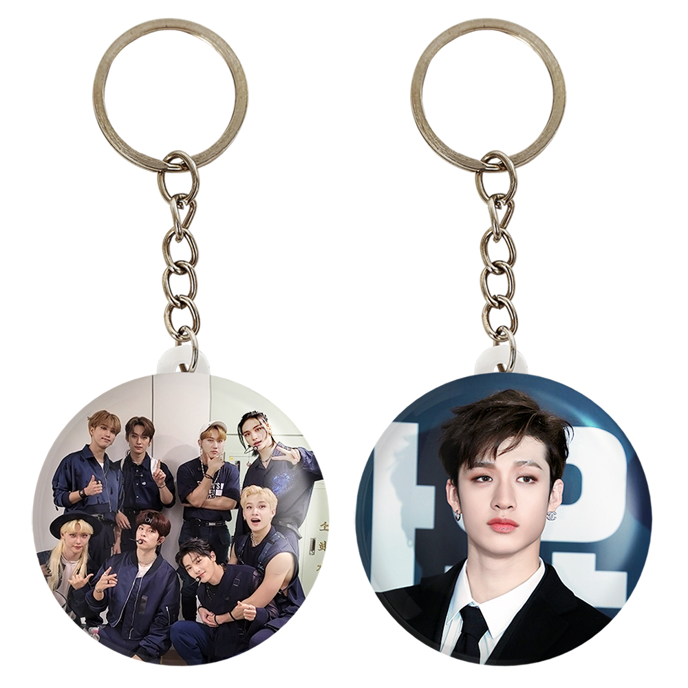 جاکلیدی خندالو مدل بنگ چان گروه استری کیدز Stary Kids کد 1690416906 مجموعه 2 عددی