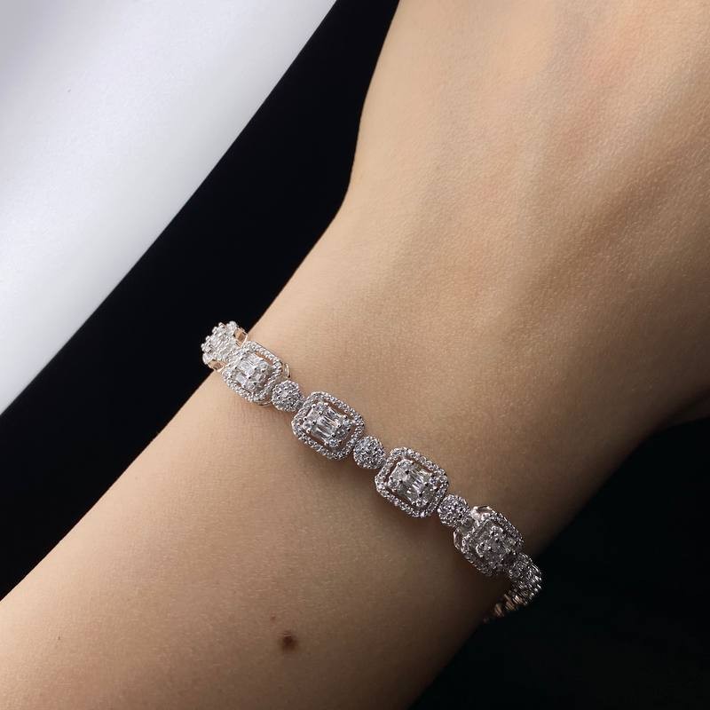 دستبند امرالدکات لوکس