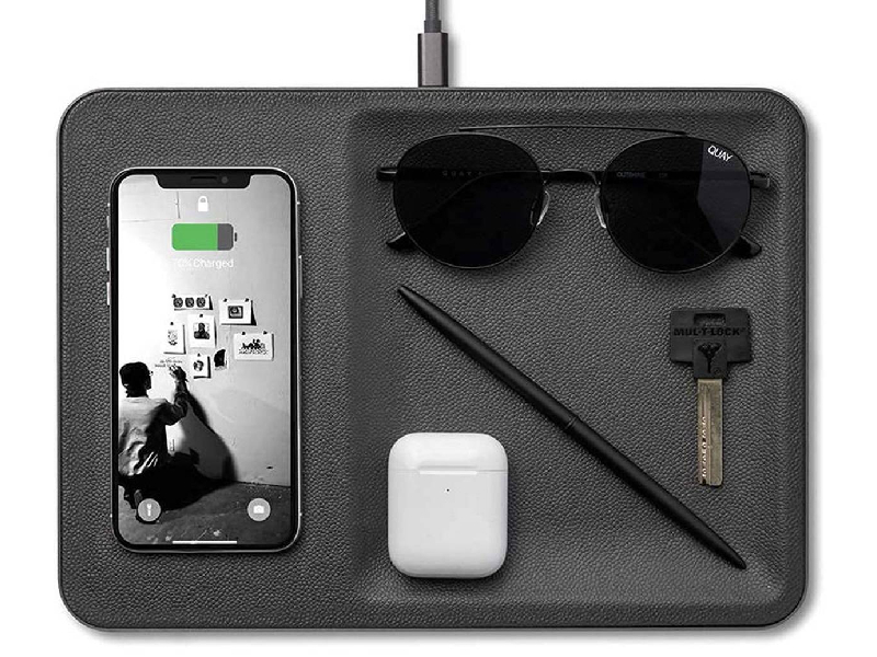 شارژر وایرلس و استند لوازم جانبی چندکاره پاورولوژی مدل Valet Wireless Charging Station PWLCBK