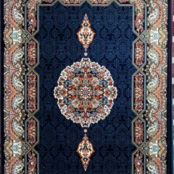 فرش  ماشینی نقشه هالیدی سورمه ای سایز6 متری