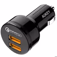 شارژر فندکی آکی مدل CC-T8