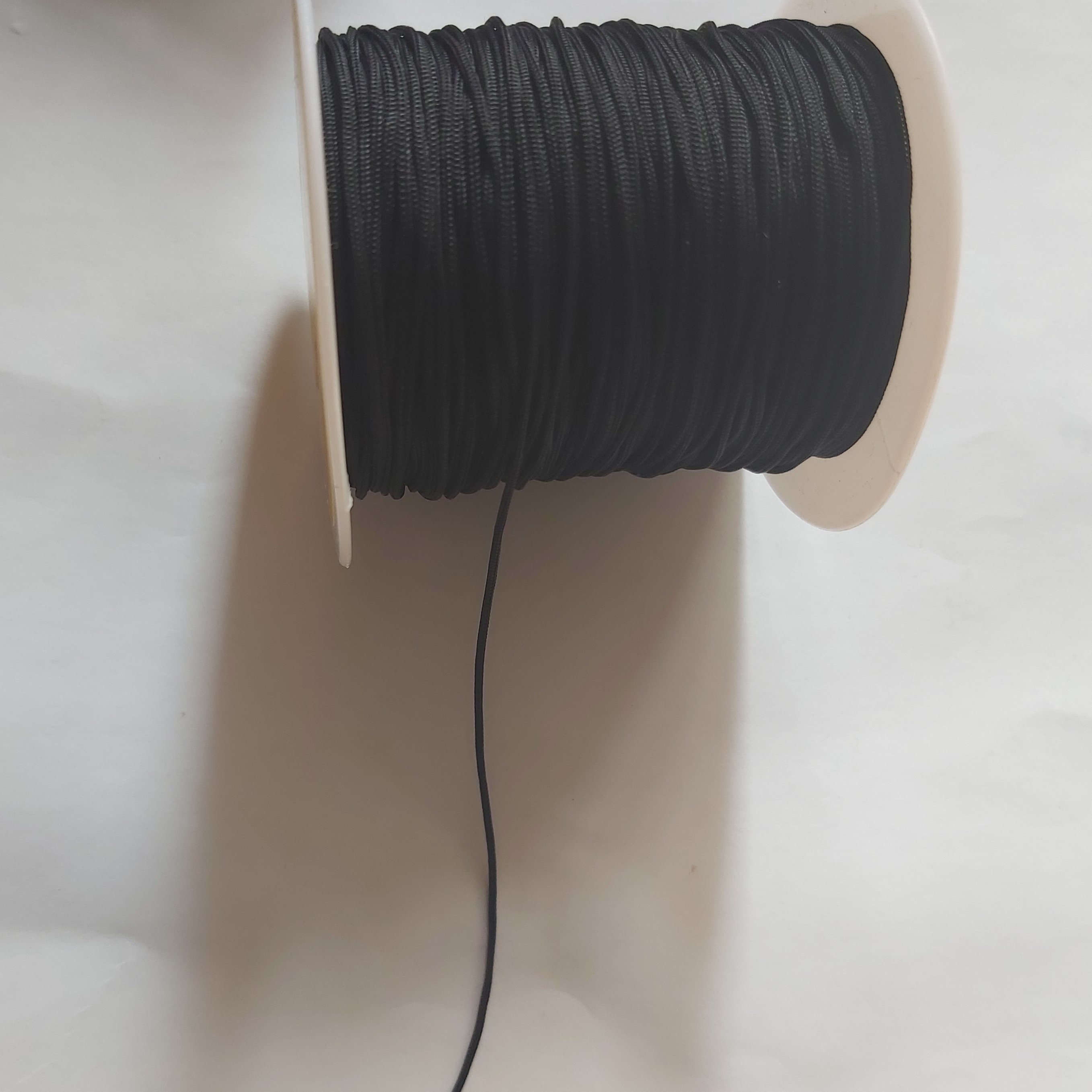 نخ دستبندی مشکی پک 5متری