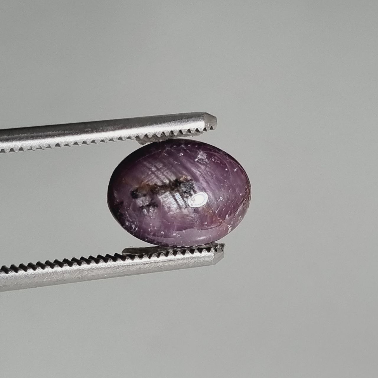 سنگ قیمتی یاقوت استار بیضی 9700