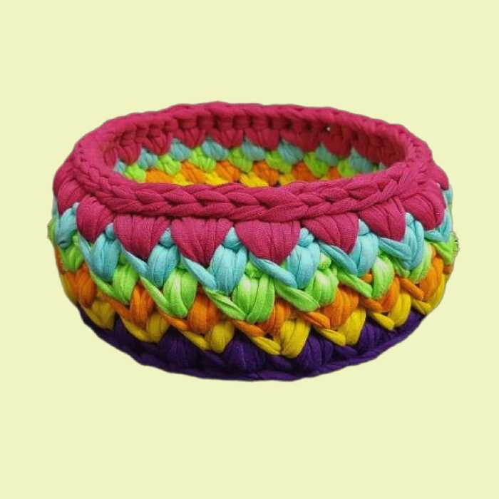 سبد قلاب بافی تریکو طرح کج راه رنگی کد 1