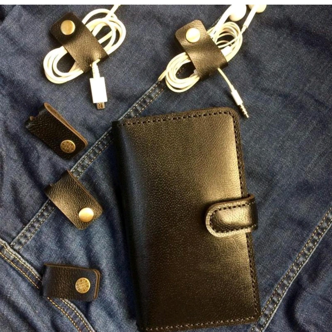 گارد گوشی چرم طبیعی گاو 