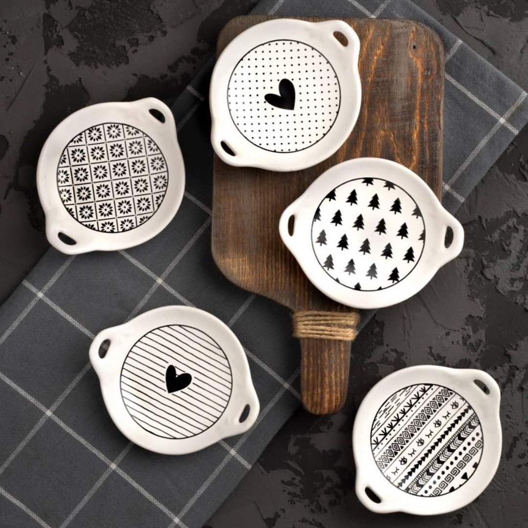 خرما خوری جفتی مایا