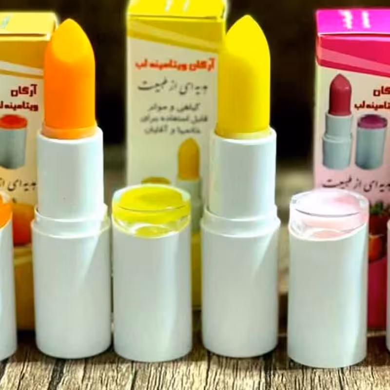 ویتامینه بالم لب 
