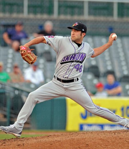 خرید و دانلود عکس Baseball or Softball کد 6197 | پیک فاکس | Pic Fox