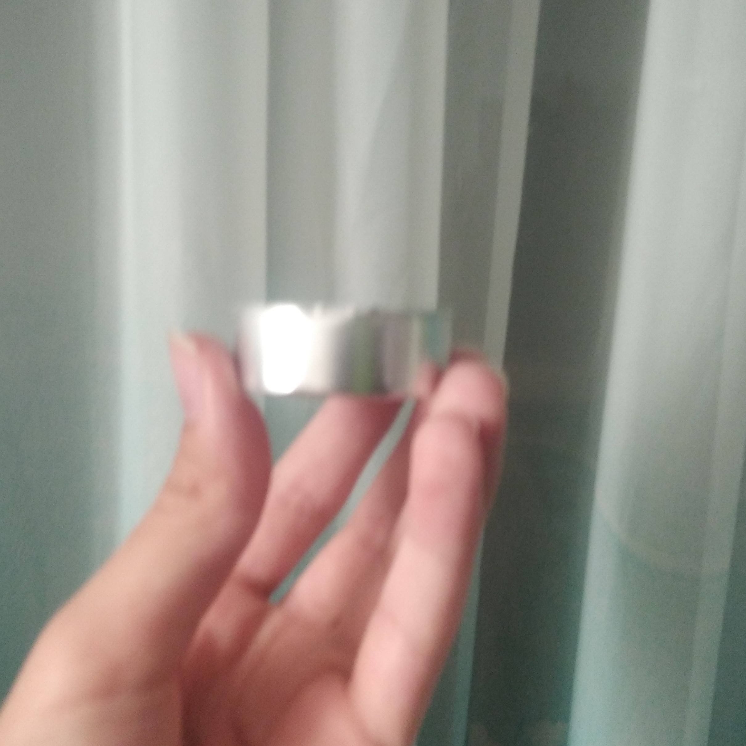 شمع در رنگ های سفید و آبی 