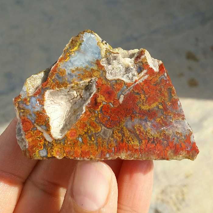 اسلایس سنگ راف عقیق شجر منظره سه قلعه بسیار زیبا و خاص 100 در 100 طبیعی  شاهکار خلقت
کد 12131