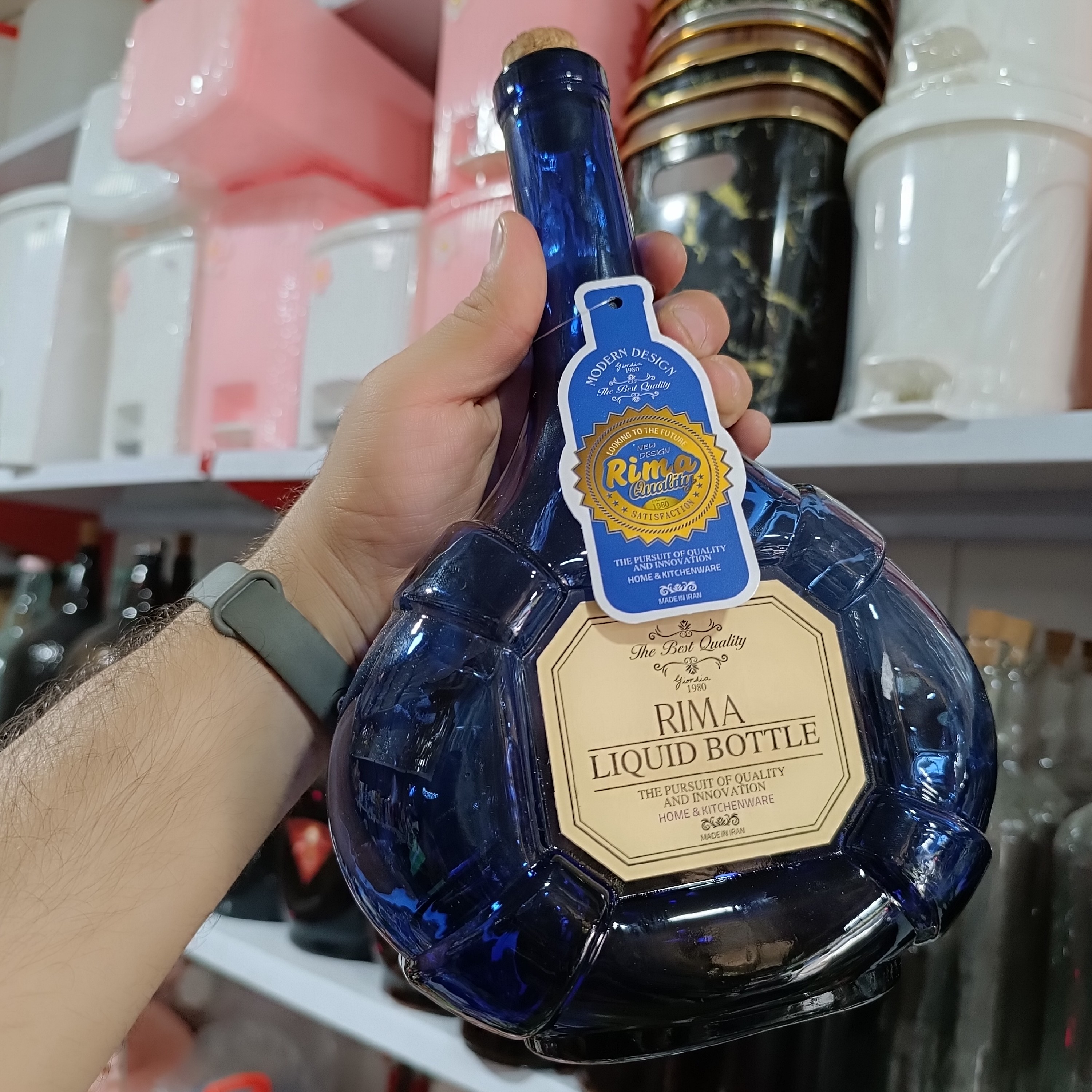 بطری آب شیشه ای رنگی آبی لاجوردی با درب چوب پنبه 1 لیتری