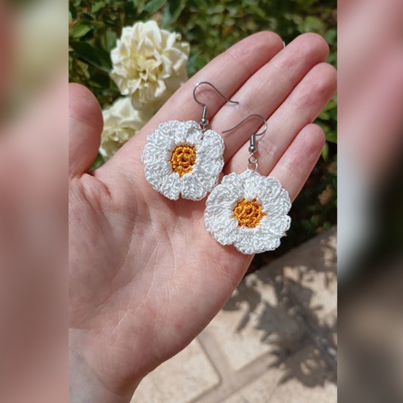 گوشواره ابریشمی مدل بابونه