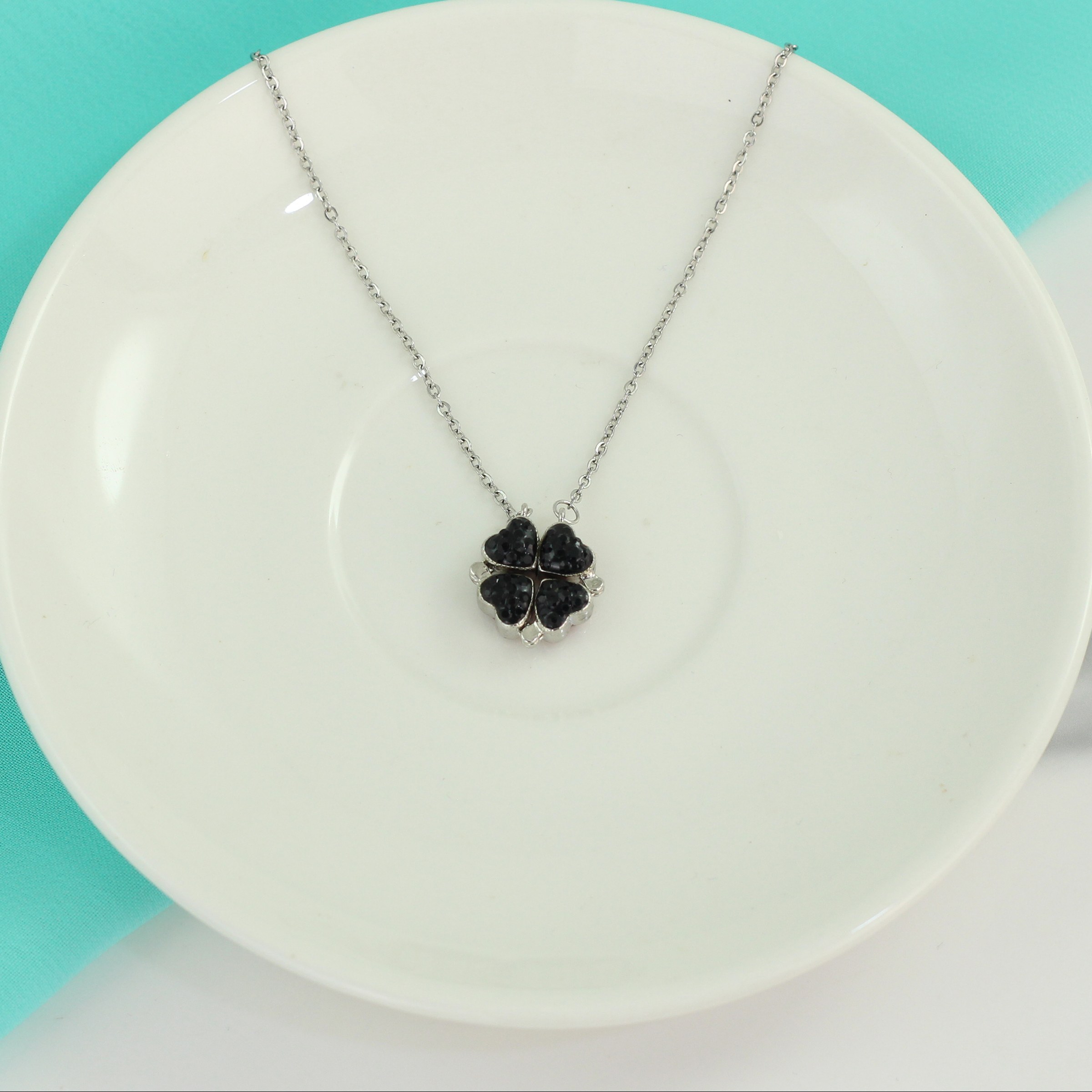 گردنبد استیل مدل مگنتی رنگ ثابت ضد حساسیت AAB-254