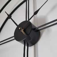 ساعت دیواری مدل فلزی کد D460