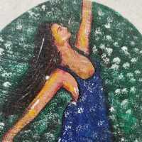 نقاشی روی چوب تنه درخت