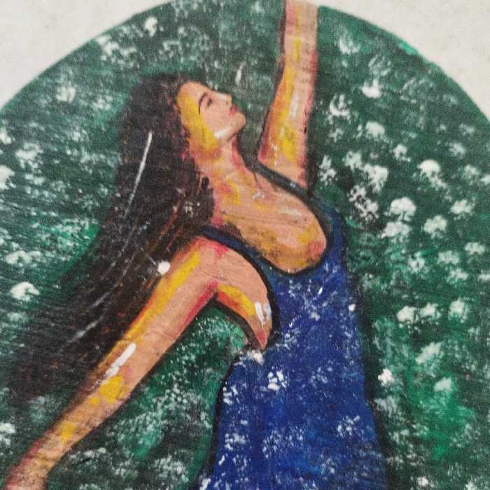 نقاشی روی چوب تنه درخت