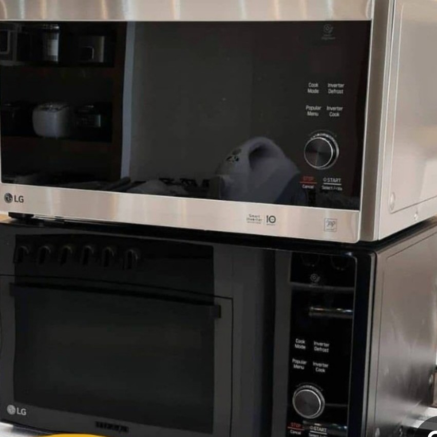 مایکروفر LG مدل 8265