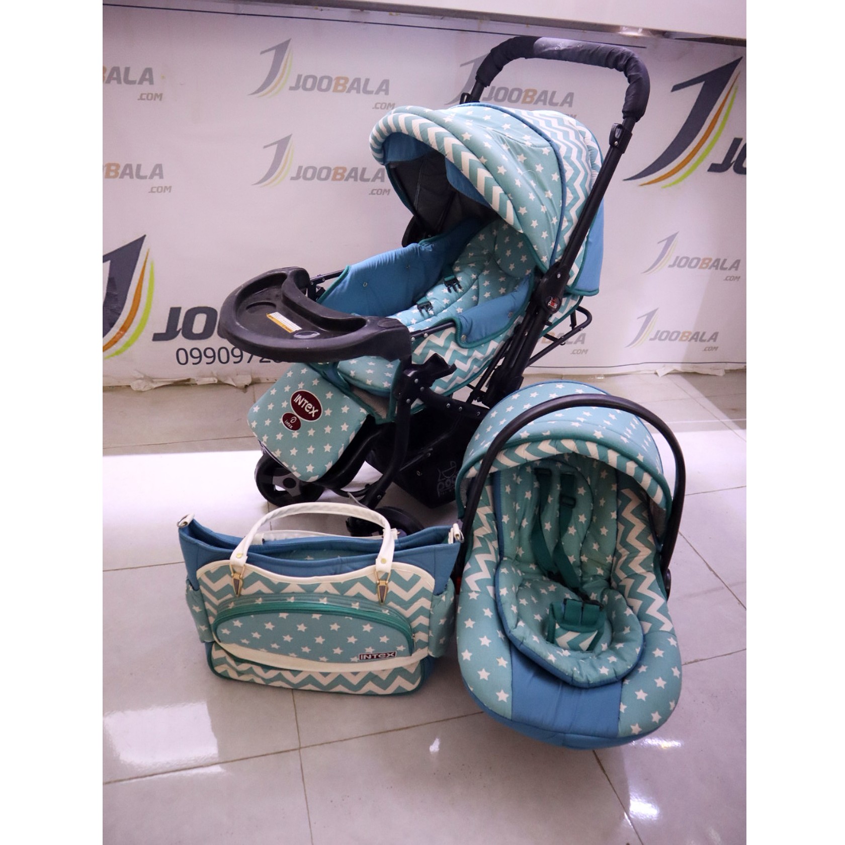 سرویس کالسکه نوزاد سه تیکه  با روروئک  درجه یک.حراج واقعی 