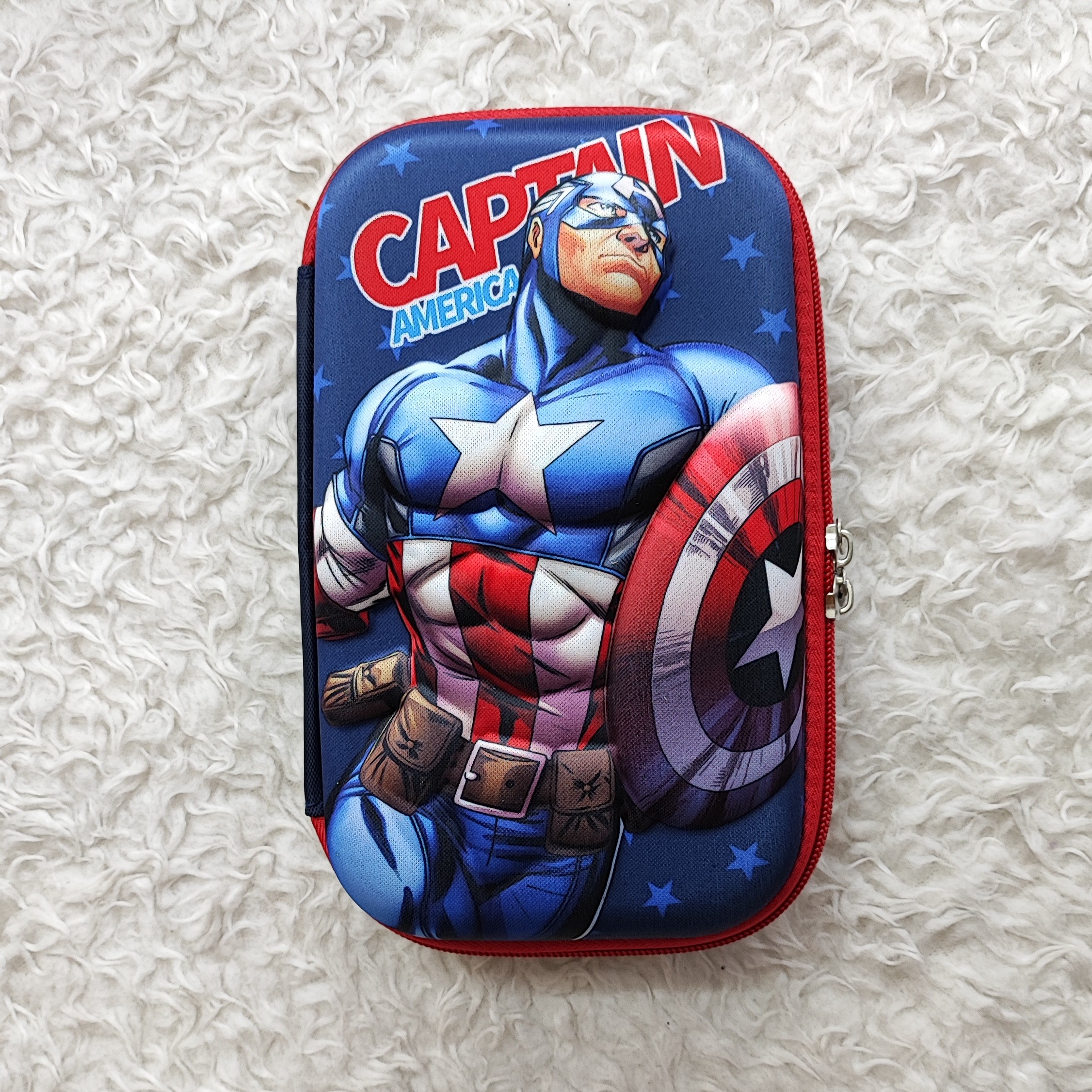 جامدادی کتابی طرح کاپیتان آمریکا  مدل برجسته ابعاد 23در13