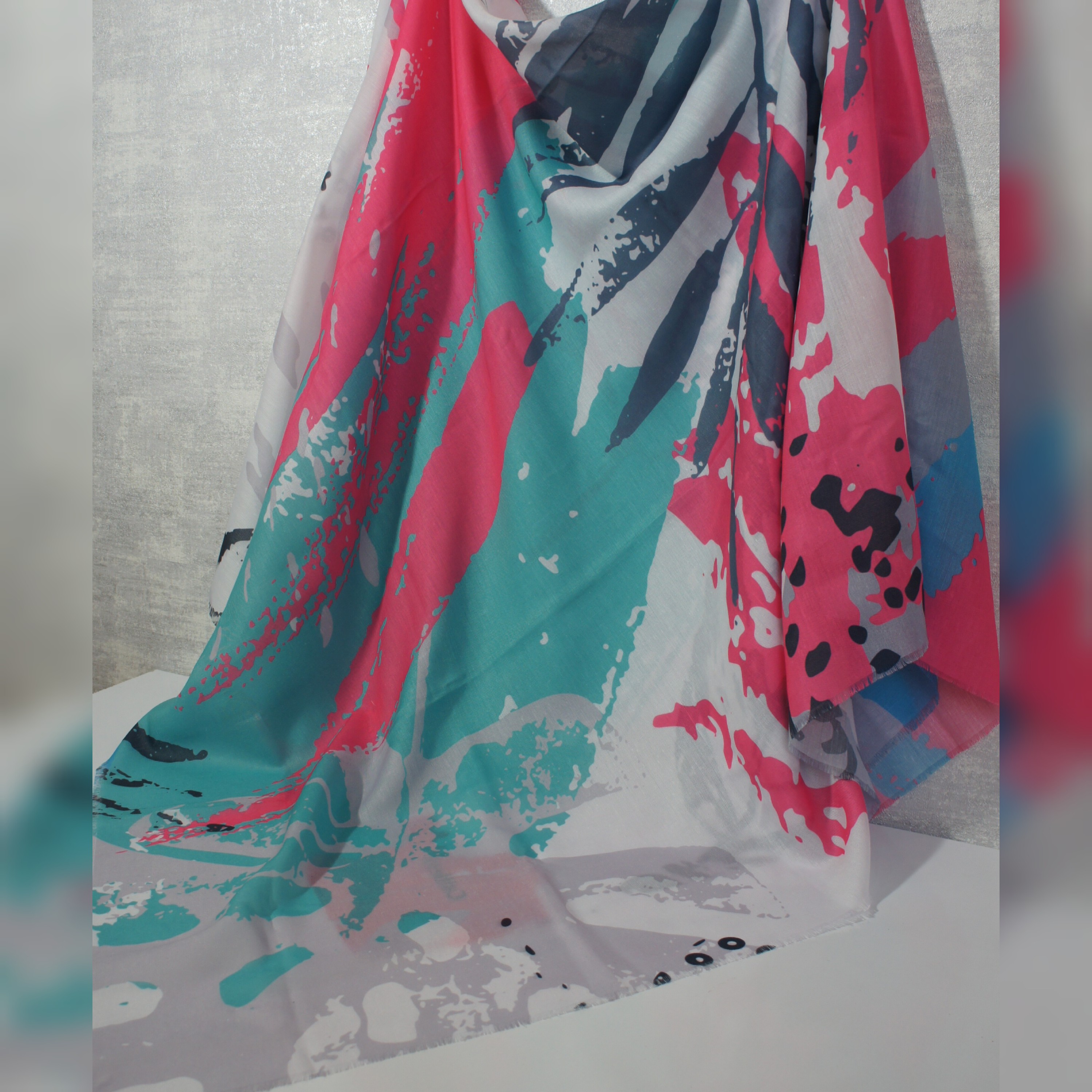 روسری نخی قواره بزرگ