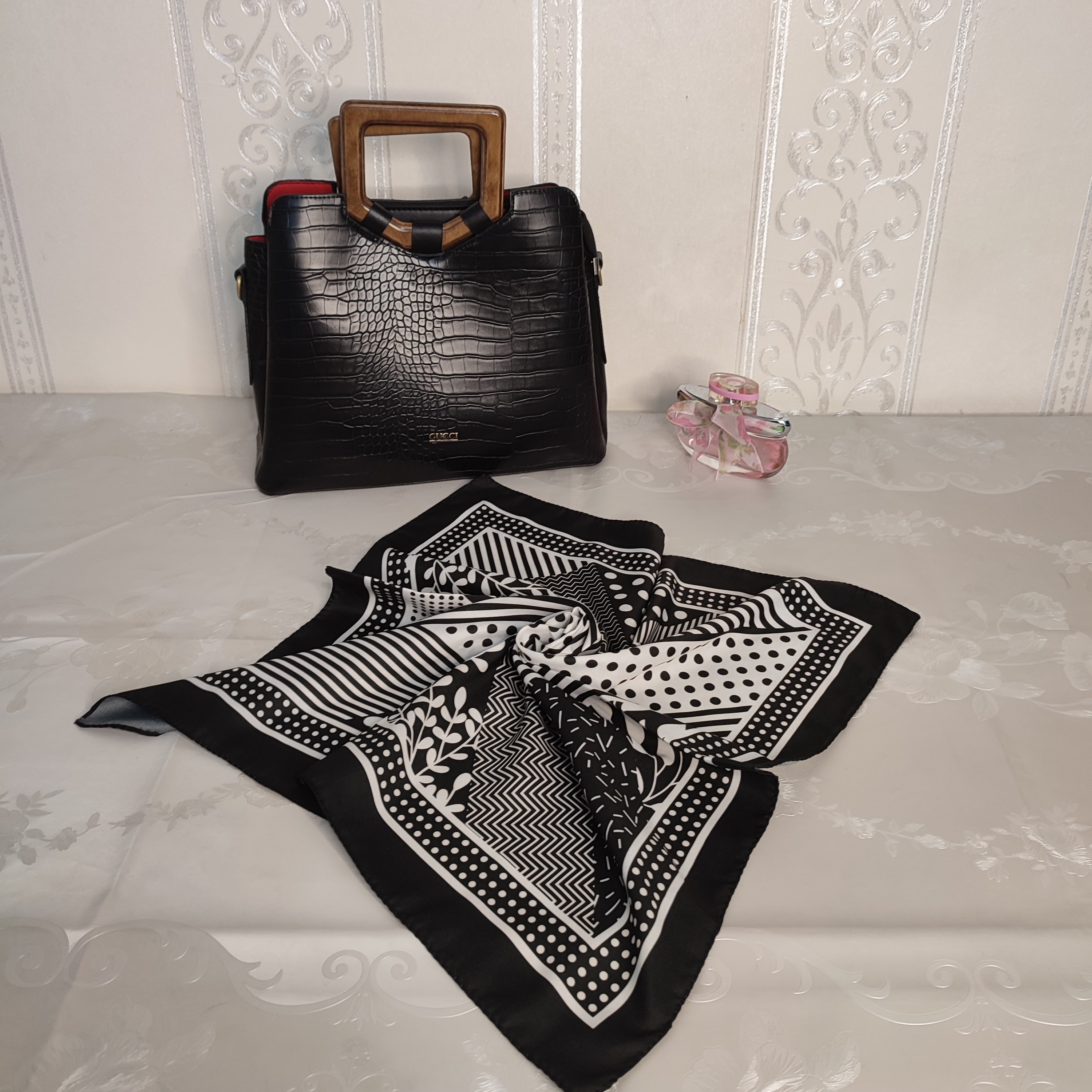 روسری مینی اسکارف ساتن نازک