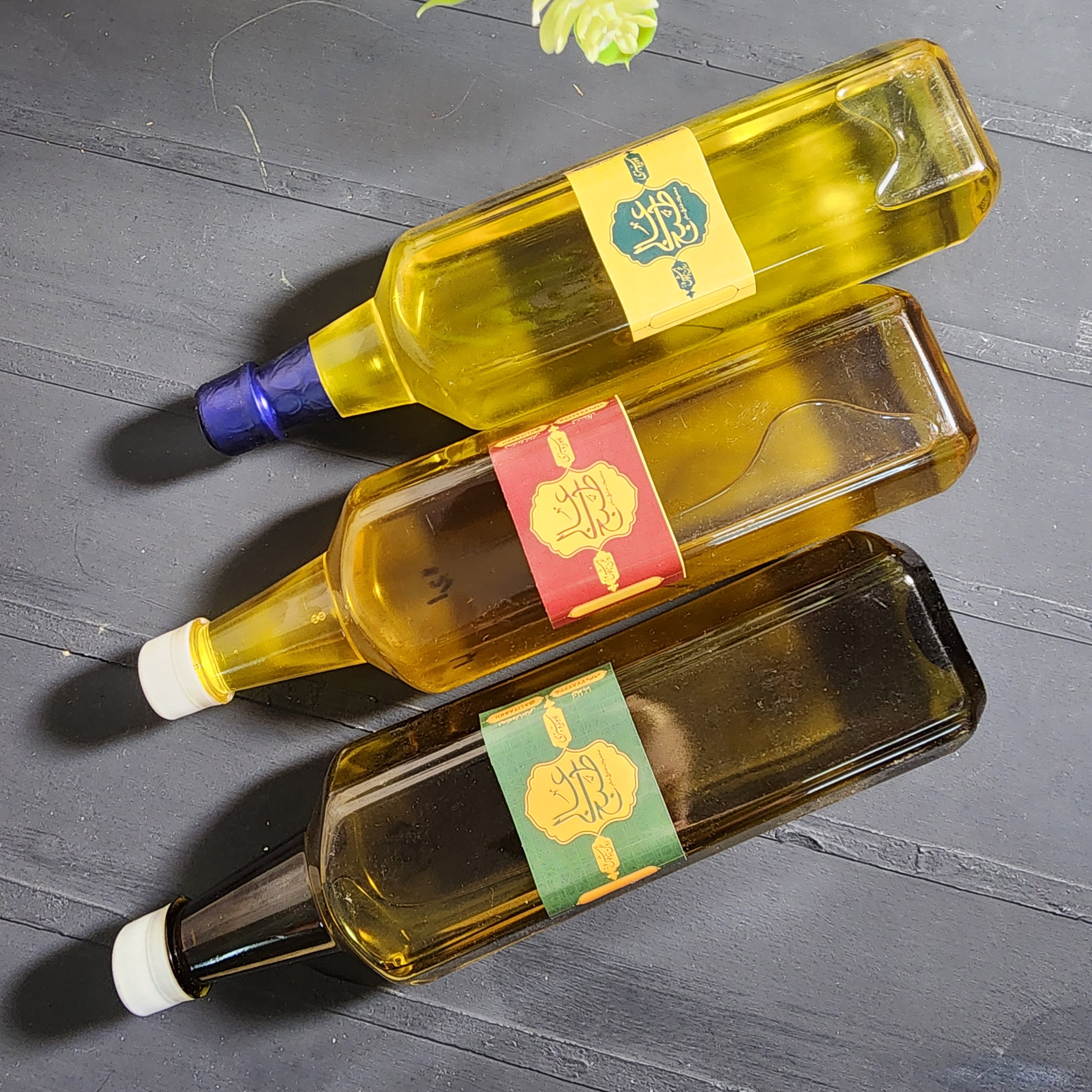 روغن زیتون ممتاز  یک لیتری عالی طبخ با روش پرس سرد از بهترین باغات زیتون