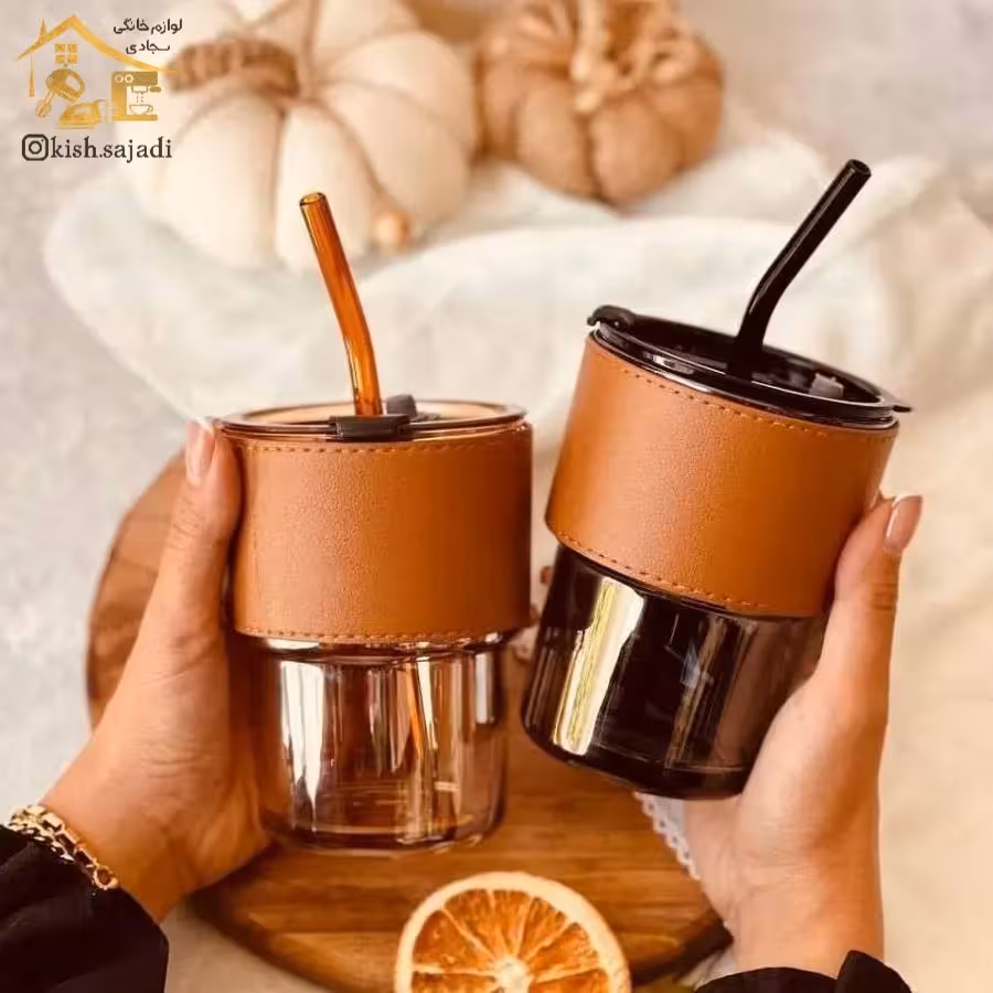 لیوان نی دار شیشه ای دور چرم 