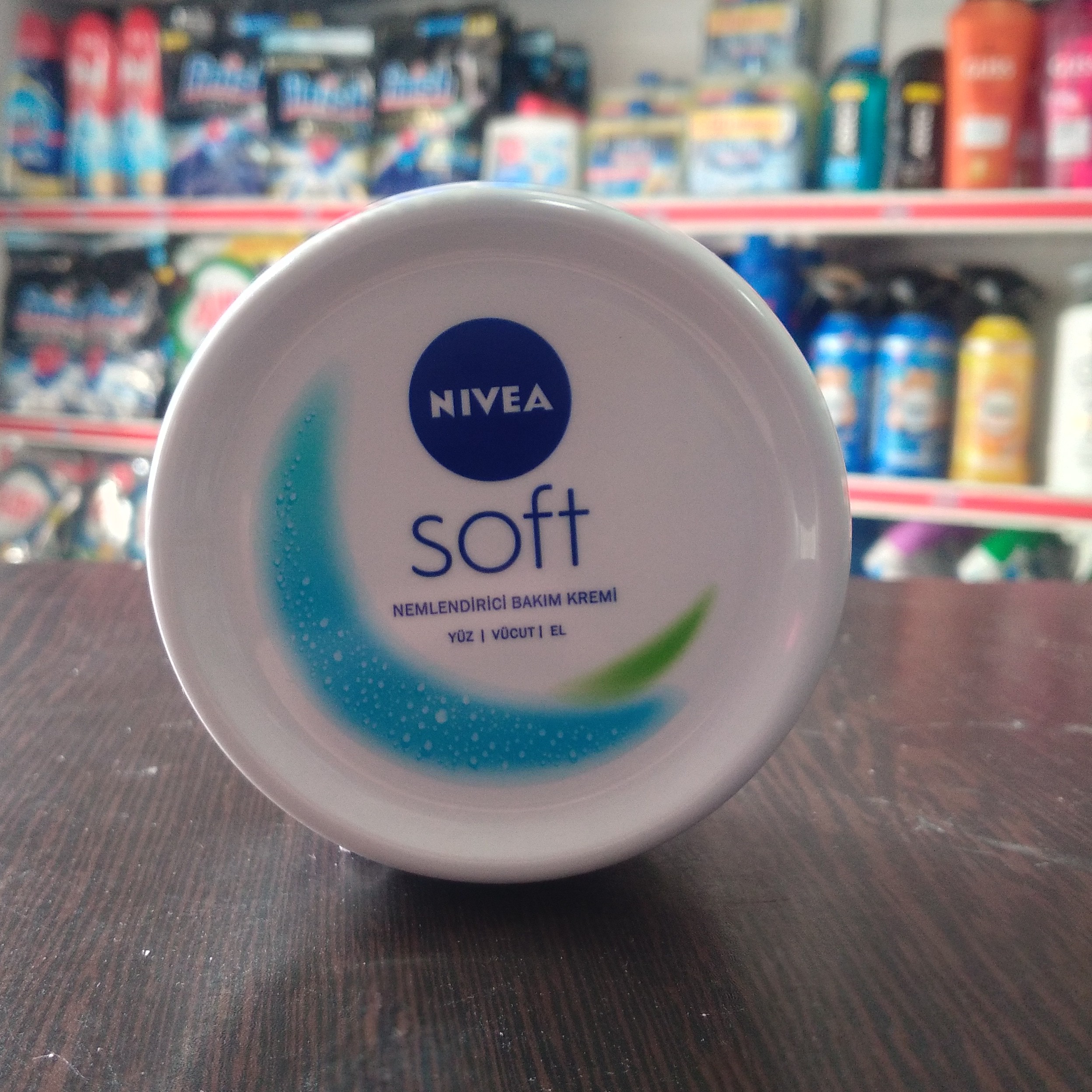 کرم مرطوب کننده سافت نیوآ Soft حجم 200 میل
برندنیوآ