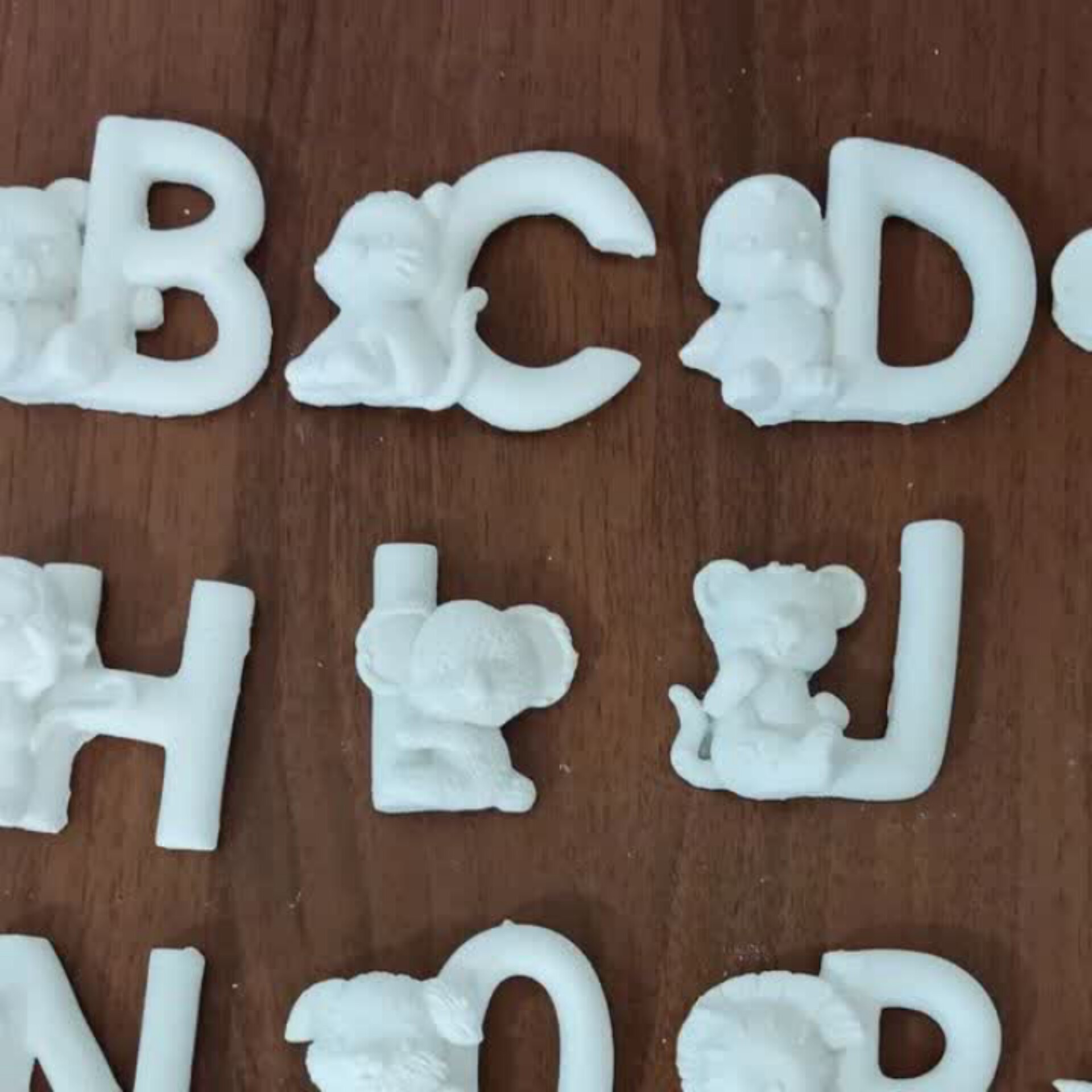 بیس خام و رنگ شده حروف حیوانی هیچکس از اینا نداره