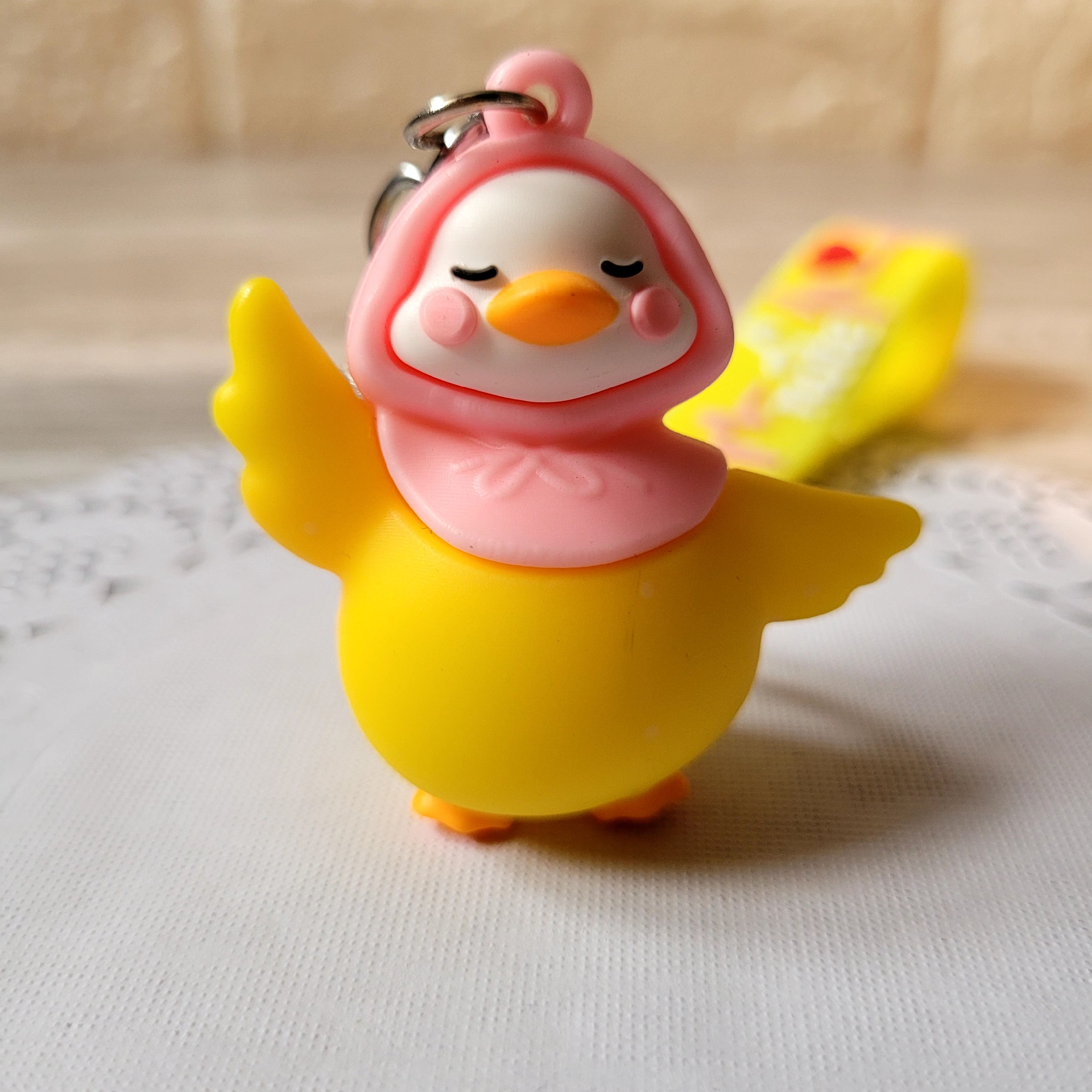 جاسوییچی (جاکلیدی) فانتزی جنس سیلیکونی طرح جوجه طلا