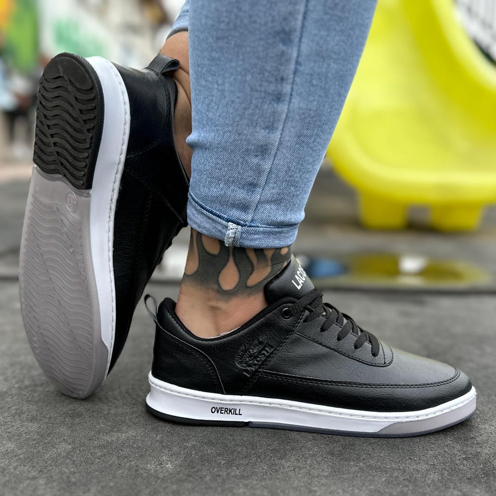 کتانی مردانه LACOSTE مشکی دور دوخت جنس رویه چرم صنعتی جنس زیره EVA لاستیک سایزبندی 41 الی 44