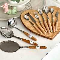 قاشق چنگال های بامبو
 هر عدد همزن با جنس استیل دسته بامبو وارداتی