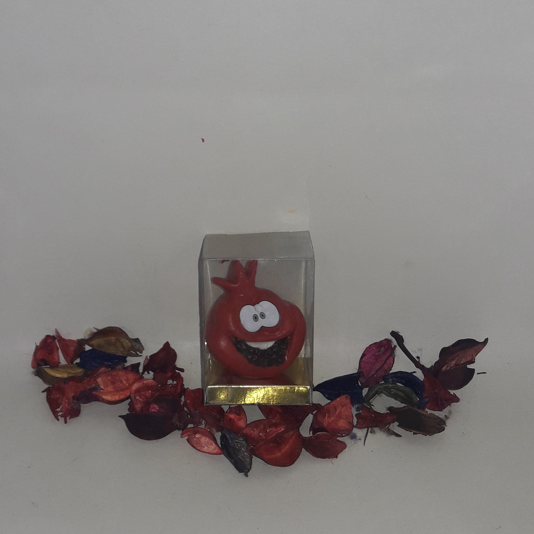 شمع دکوری طرح انار مخصوص شب یلدا 