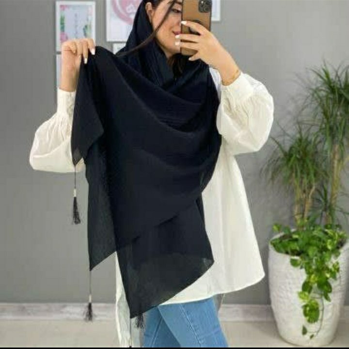 شال مشکی ساده منگوله دار جنس وال اسلپ