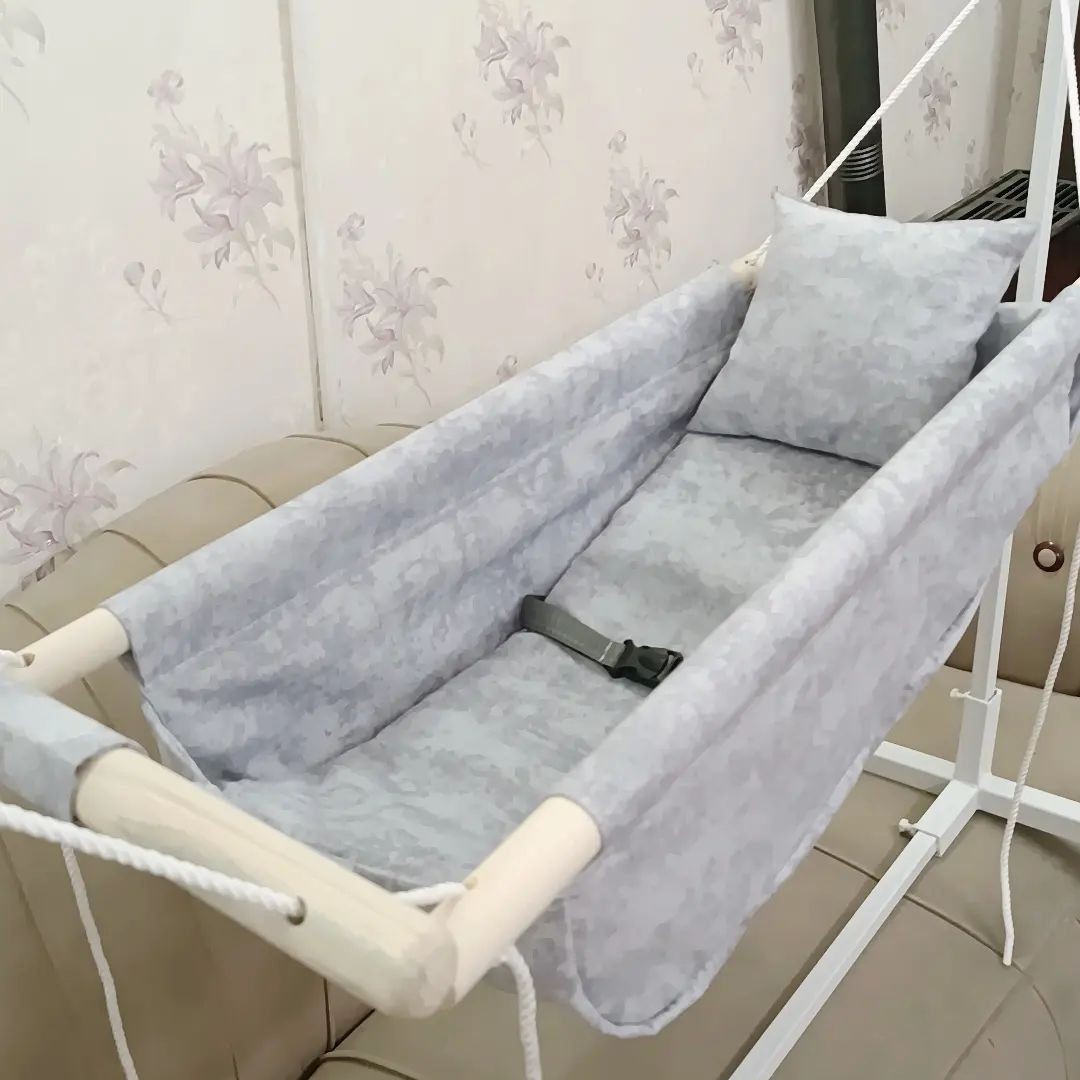 گهواره بانوج سنتی برنداتا شرکتی قابل حمل قابل شستشو سه منظور ه سقفی 2سال خواب 6سال تاب