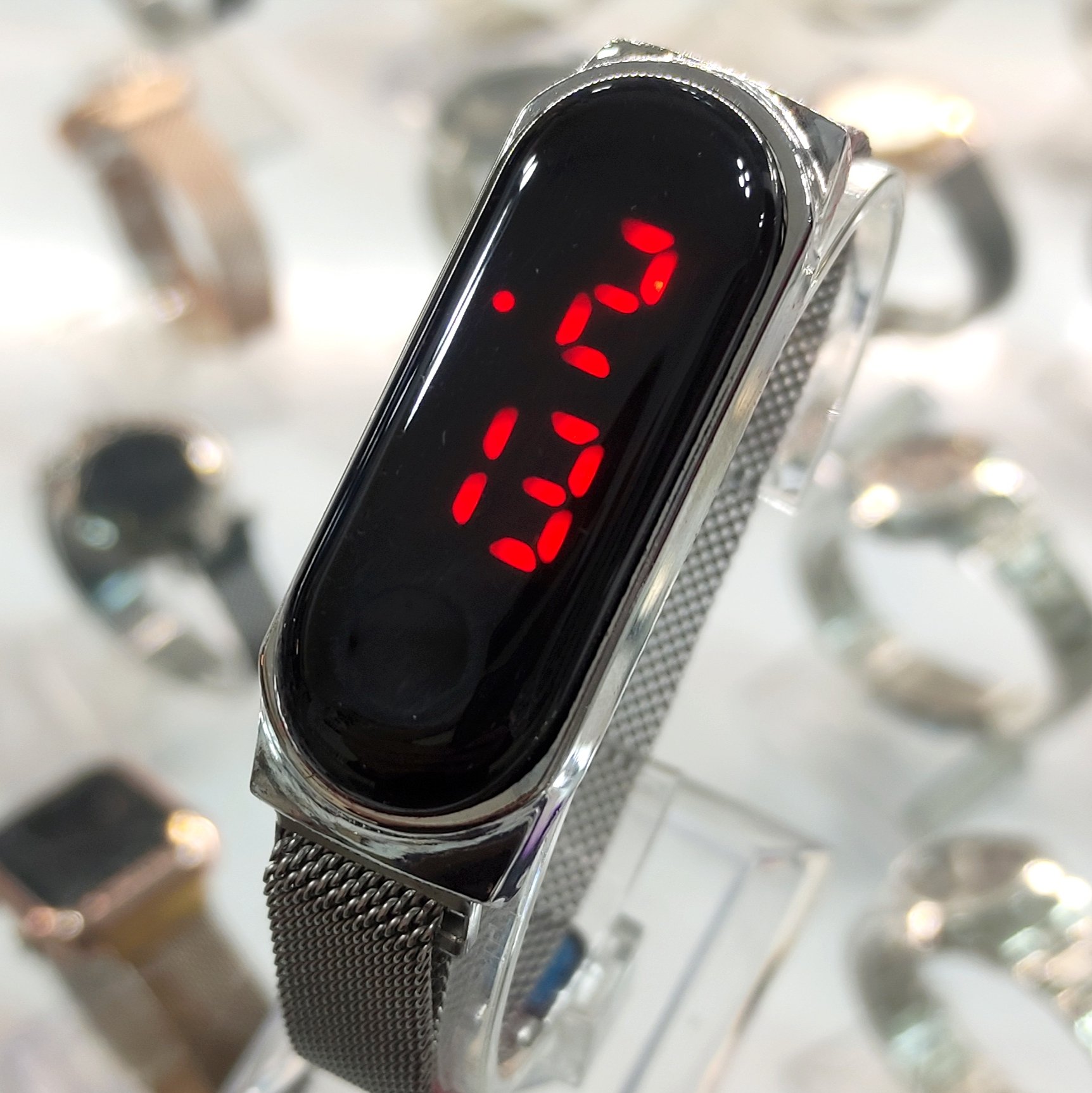 ساعت دیجیتالی لمسی