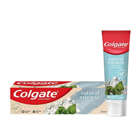 خمیر دندان کلگیت حاوی نمک سفید مدل radiant white