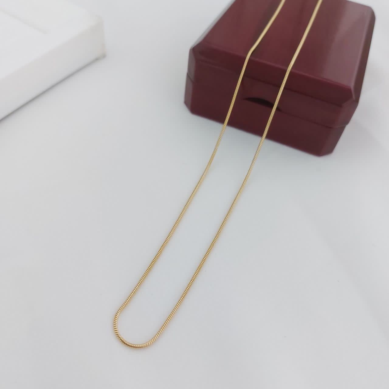 زنجیر ماری کد11476 طرح طلا.استاینلس استیل.طول 45 سانتیمتر.رنگ ثابت.آبکاری طلا.ضدحساسیت