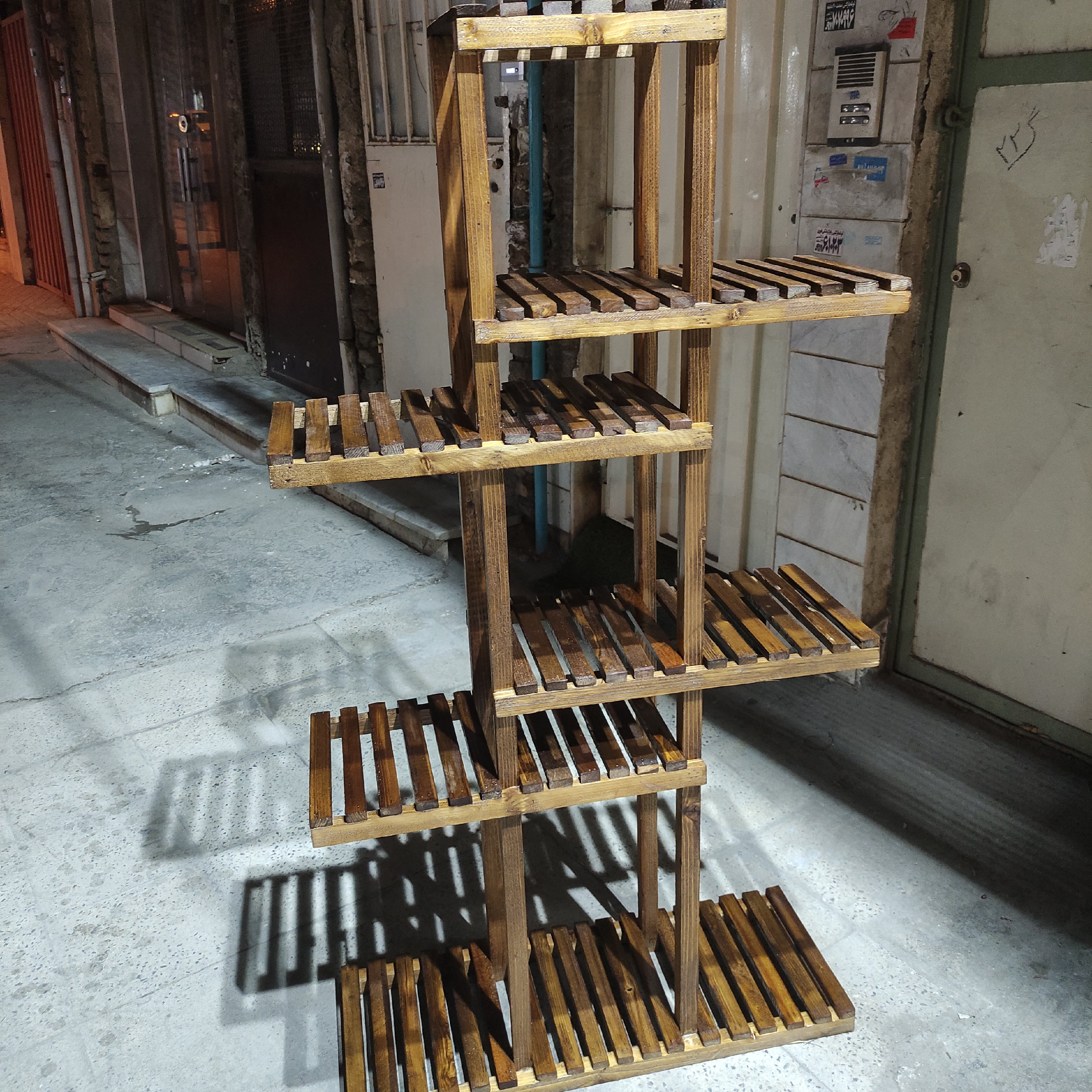 استند  ایستاده بزرگ مدل سپهر 